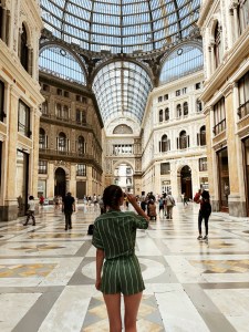 voyage à Rome dans la Galerie Umberto I